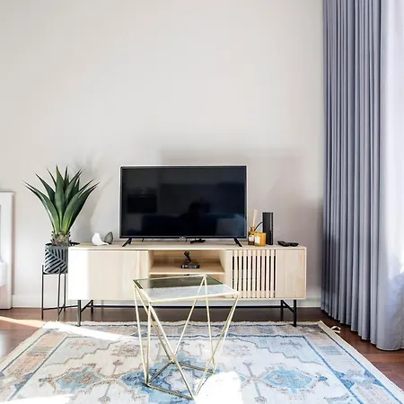 Almada 516 - Lively Studio By Lovelystay * Porto